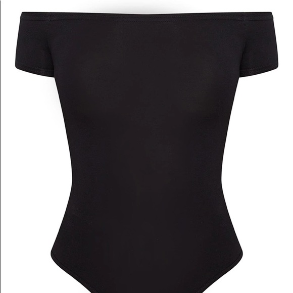 Black Short Sleeve Bardot Bodysuit - Picture 4 of 6
